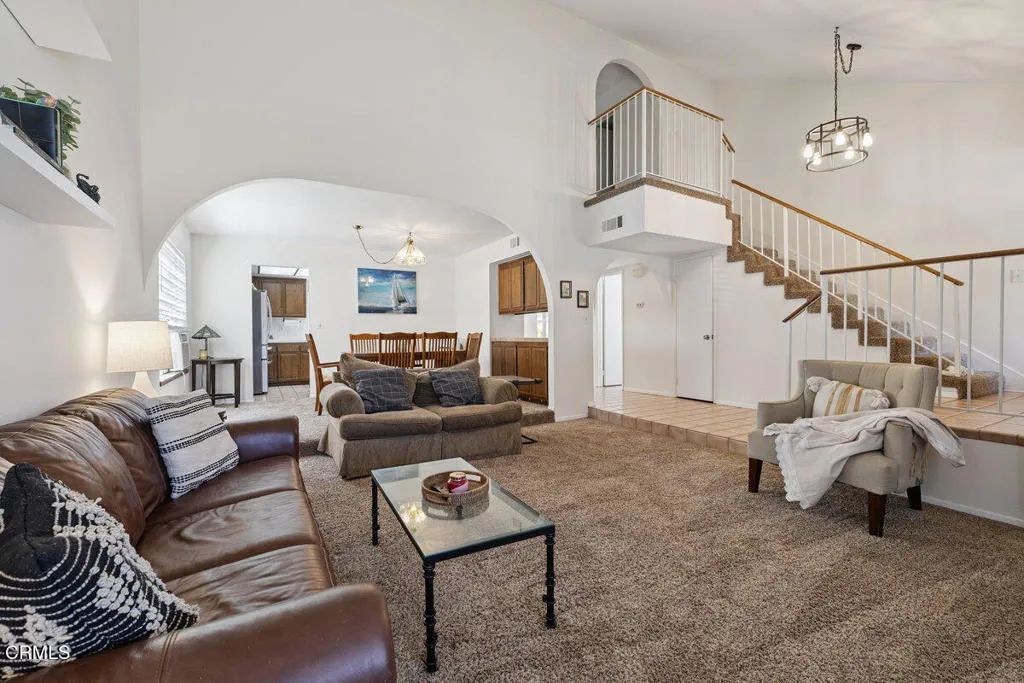 1006 Amber Drive, Santa Paula, California 93060 home-pic-1