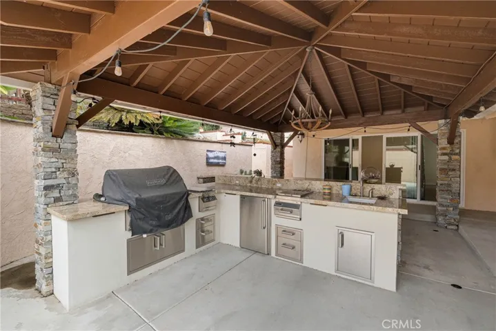 27127 Shorewood Road, Rancho Palos Verdes, California 90275