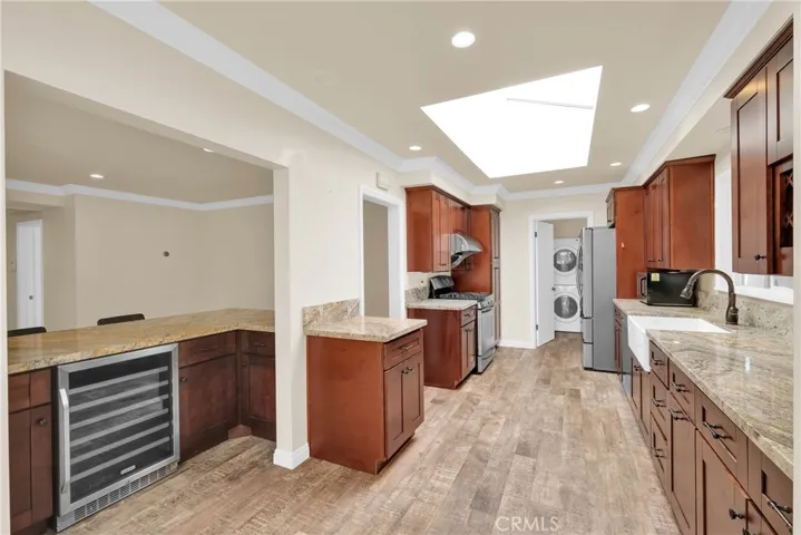 27127 Shorewood Road, Rancho Palos Verdes, California 90275