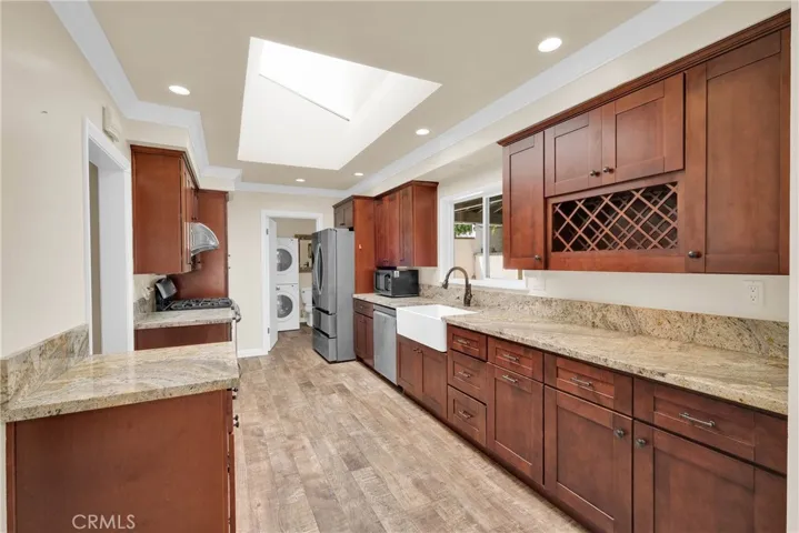 27127 Shorewood Road, Rancho Palos Verdes, California 90275