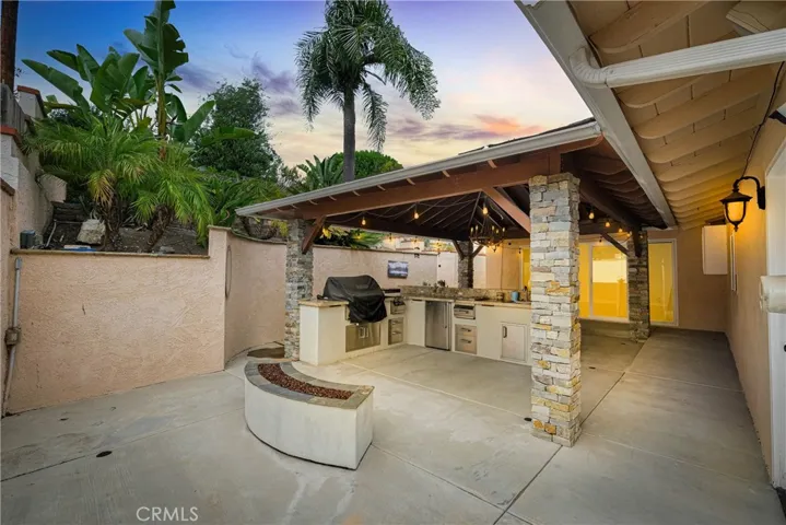27127 Shorewood Road, Rancho Palos Verdes, California 90275
