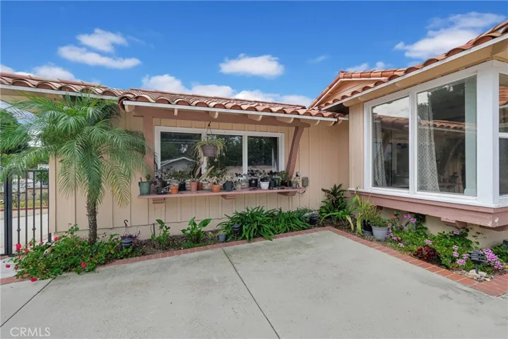 27127 Shorewood Road, Rancho Palos Verdes, California 90275