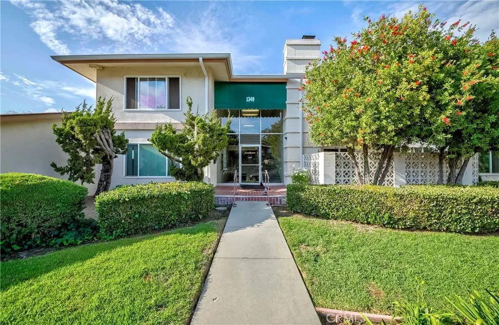 1349 Shadow Lane 115, Fullerton, California 92831, 2 Bedrooms Bedrooms, ,2 BathroomsBathrooms,Residential,For Sale,Shadow,PW25181636