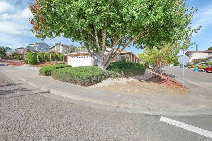 393 Starfish Drive, Vallejo, California 94591