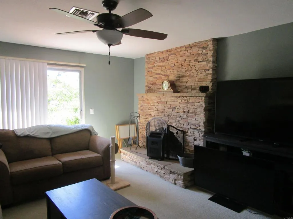 1845 Alta Vista Drive, Vista, California 92084 home-pic-4