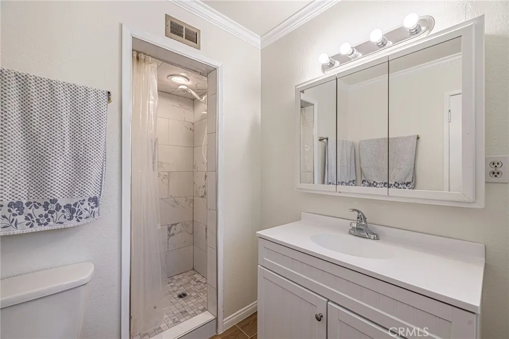 44916 18th Street W, Lancaster, California 93534 home-pic-17