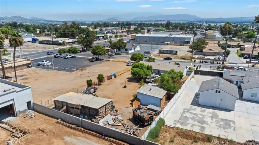 6336 Jones Avenue, Riverside, California 92505