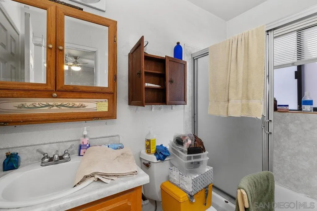5228 Augustana Pl, San Diego, California 92115 home-pic-27