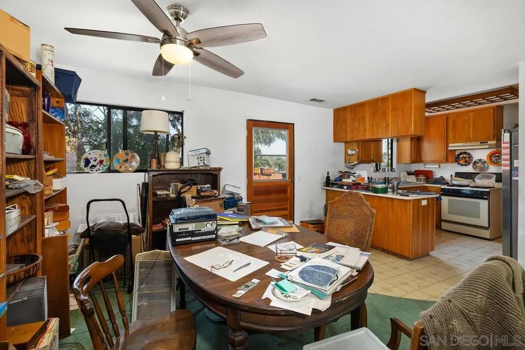 5228 Augustana Pl, San Diego, California 92115 home-pic-23
