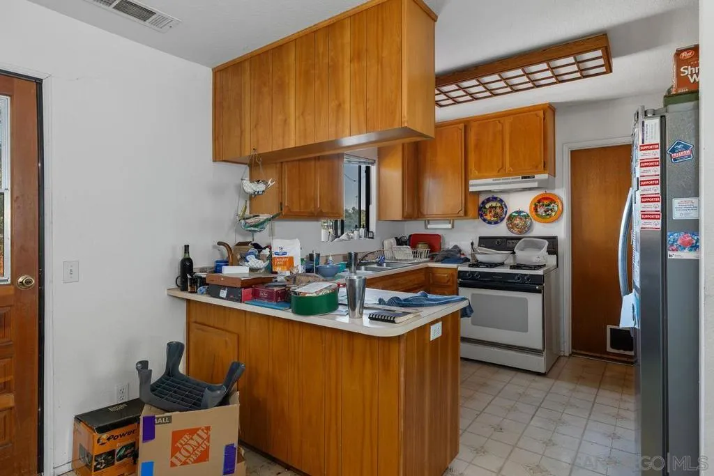 5228 Augustana Pl, San Diego, California 92115 home-pic-19