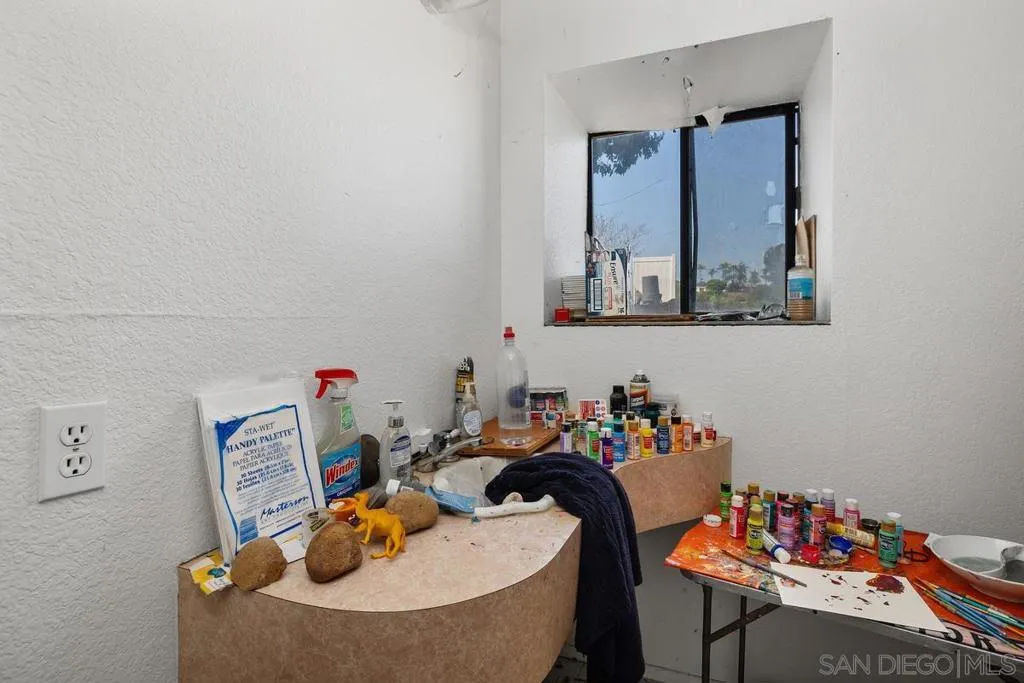 5228 Augustana Pl, San Diego, California 92115 home-pic-35