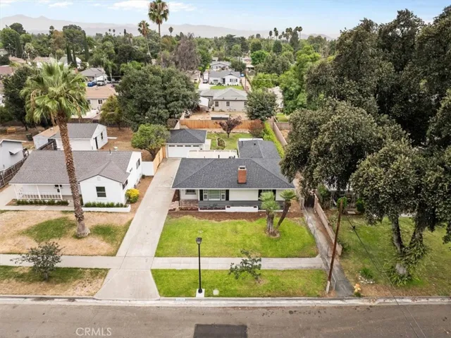 3672 Harding Street, Riverside, California 92506