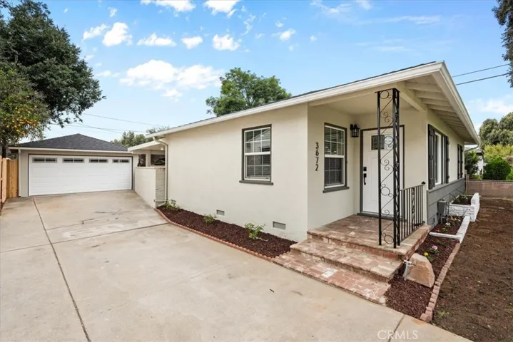 3672 Harding Street, Riverside, California 92506