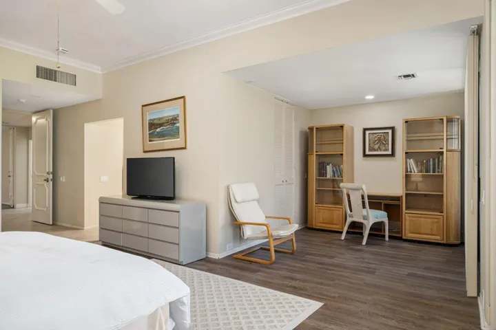 35-web-or-mls-CMColumbia_OPMG_0825_035