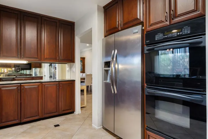 27-web-or-mls-CMColumbia_OPMG_0825_027