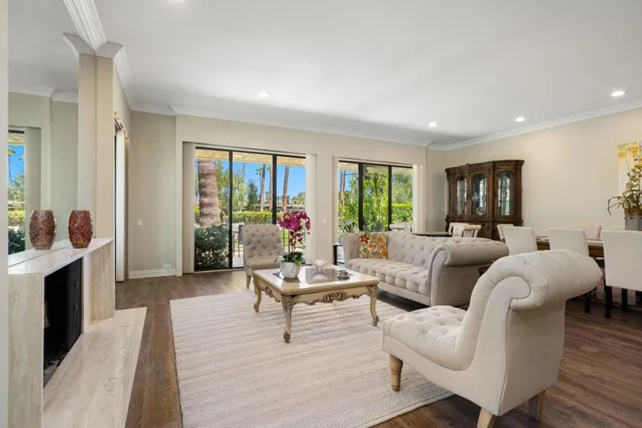 19-web-or-mls-CMColumbia_OPMG_0825_019