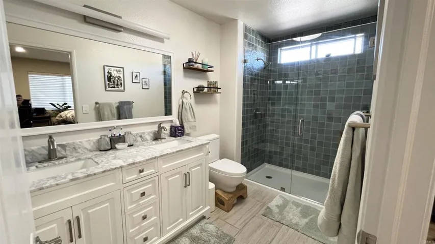 9300 Burnet Ave 111, North Hills, California 91343