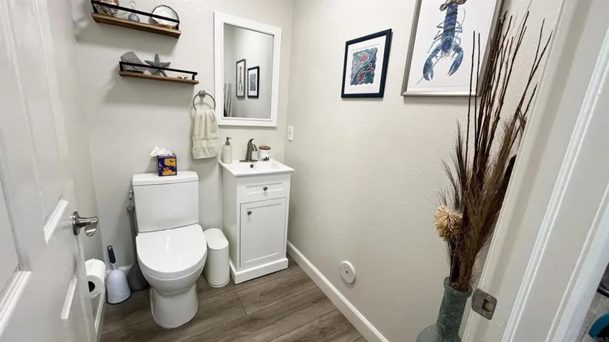 9300 Burnet Ave 111, North Hills, California 91343
