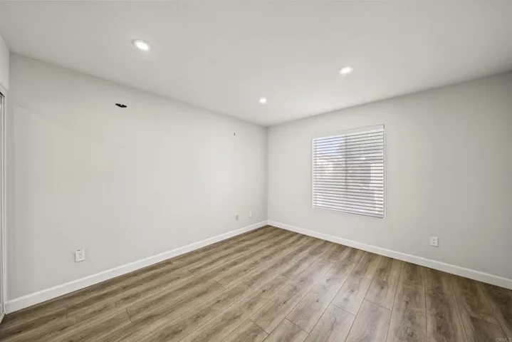 9300 Burnet Ave 111, North Hills, California 91343
