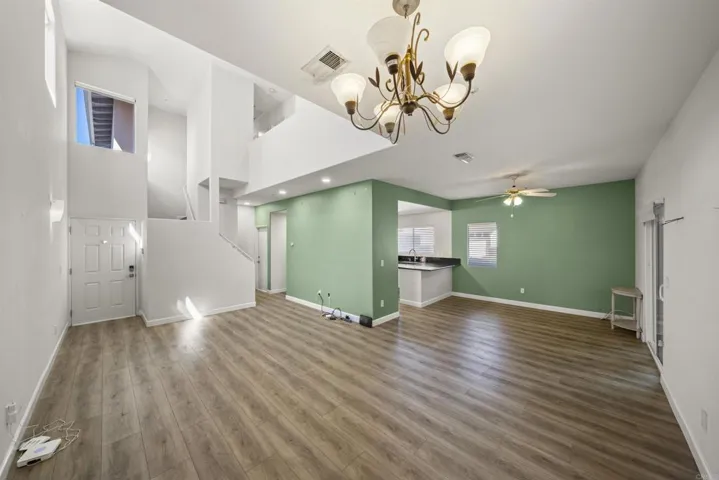 9300 Burnet Ave 111, North Hills, California 91343