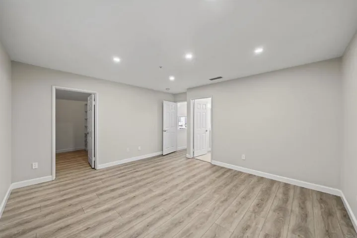9300 Burnet Ave 111, North Hills, California 91343