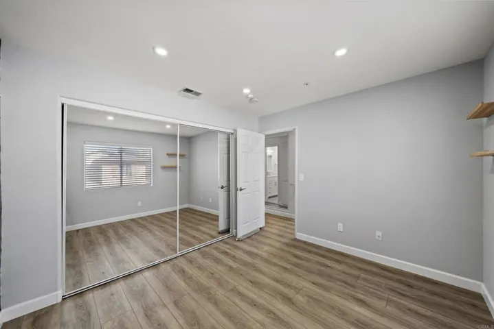 9300 Burnet Ave 111, North Hills, California 91343