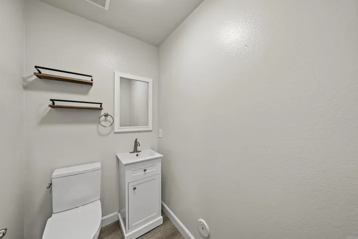9300 Burnet Ave 111, North Hills, California 91343