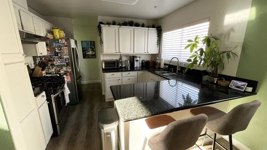 9300 Burnet Ave 111, North Hills, California 91343