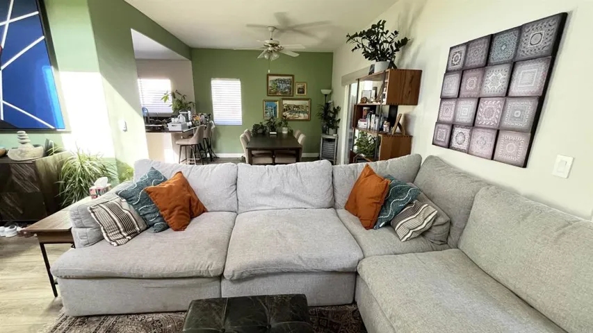 9300 Burnet Ave 111, North Hills, California 91343