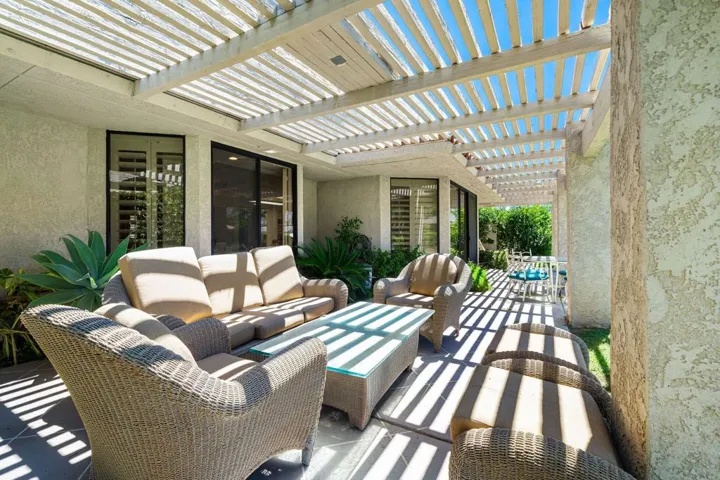 42-web-or-mls-CMStanford_OPMG_0825_042