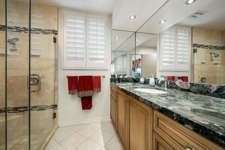 53-web-or-mls-CMStanford_OPMG_0825_053