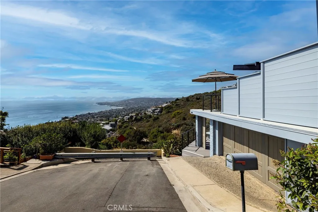 2480 Iris Way, Laguna Beach, California 92651 home-pic-21
