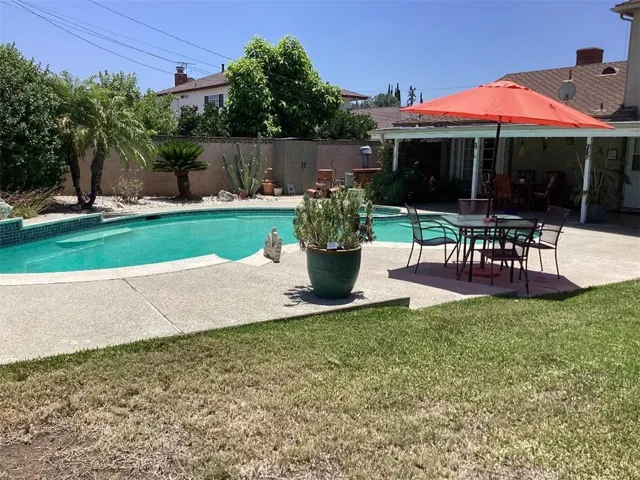 pool yard