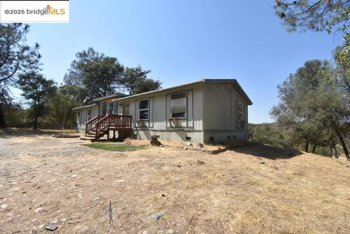 View of manufactured / mobile home