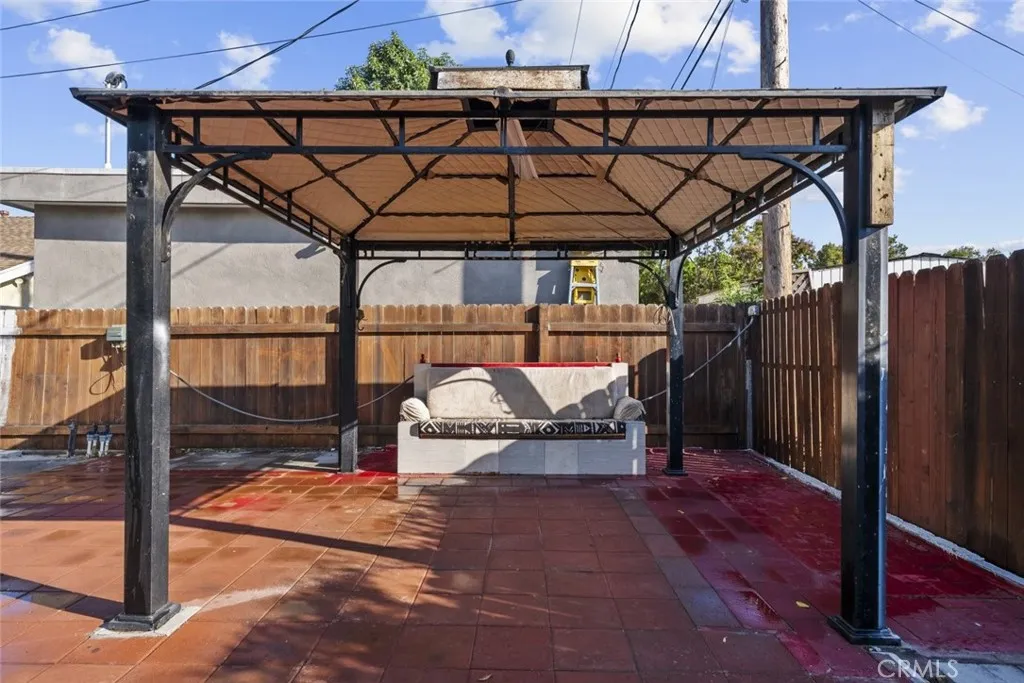325 N Glenwood Place, Burbank, California 91506 home-pic-39