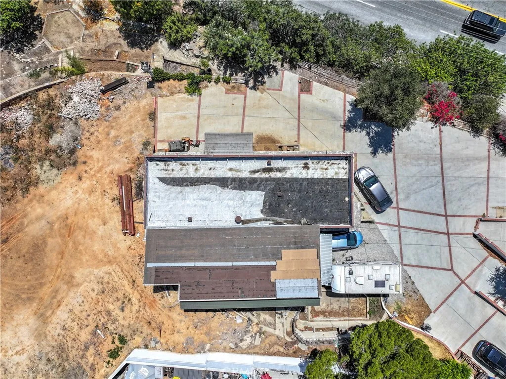 114 N Bonnie Beach Place, East Los Angeles, California 90063 home-pic-24