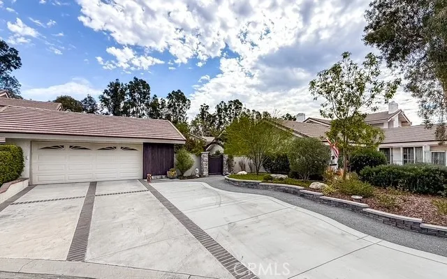 653 N Buttonbush Trail, Orange, California 92869