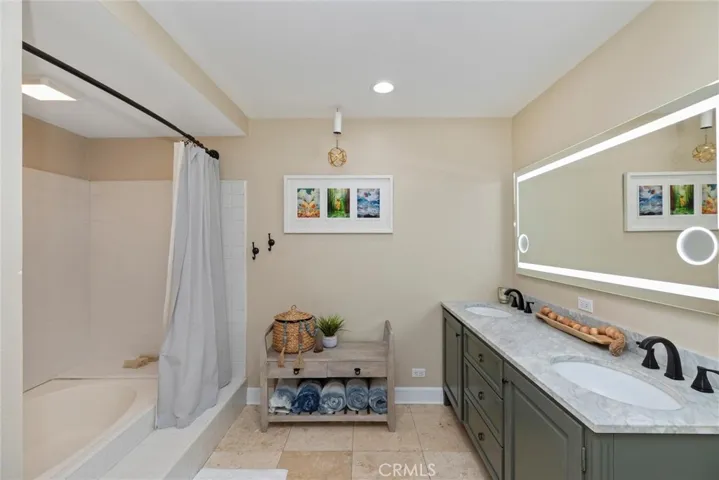 653 N Buttonbush Trail, Orange, California 92869