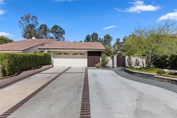 653 N Buttonbush Trail, Orange, California 92869