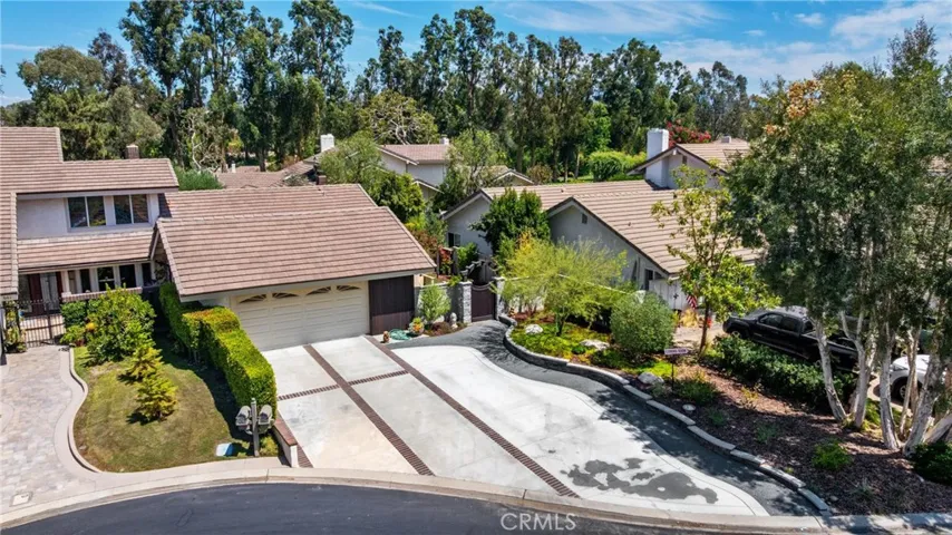 653 N Buttonbush Trail, Orange, California 92869