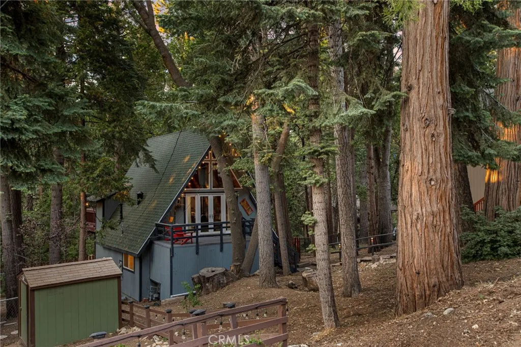 31354 Overhill Drive, Running Springs, California 92382 home-pic-44