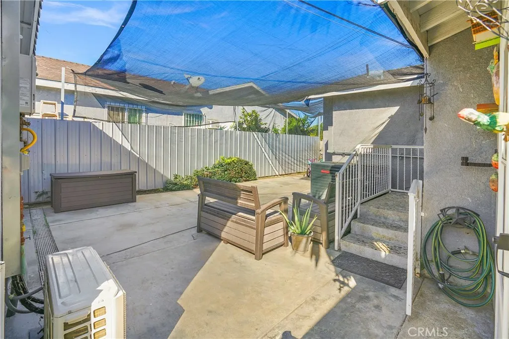 1306 E 104th Street, Los Angeles, California 90002 home-pic-30