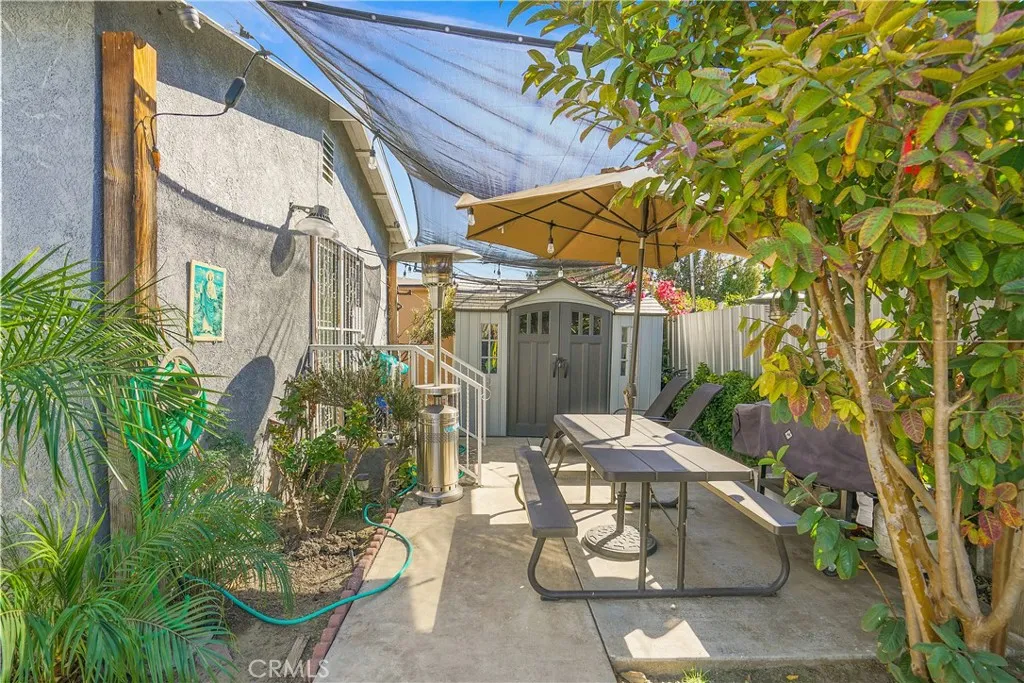 1306 E 104th Street, Los Angeles, California 90002 home-pic-27