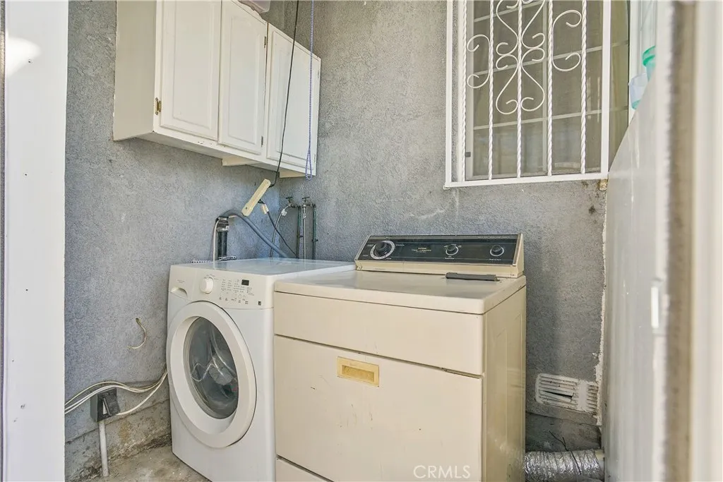 1306 E 104th Street, Los Angeles, California 90002 home-pic-32