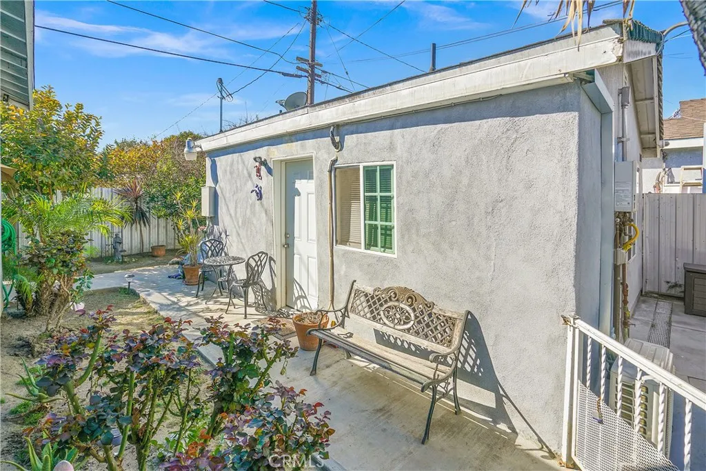 1306 E 104th Street, Los Angeles, California 90002 home-pic-29