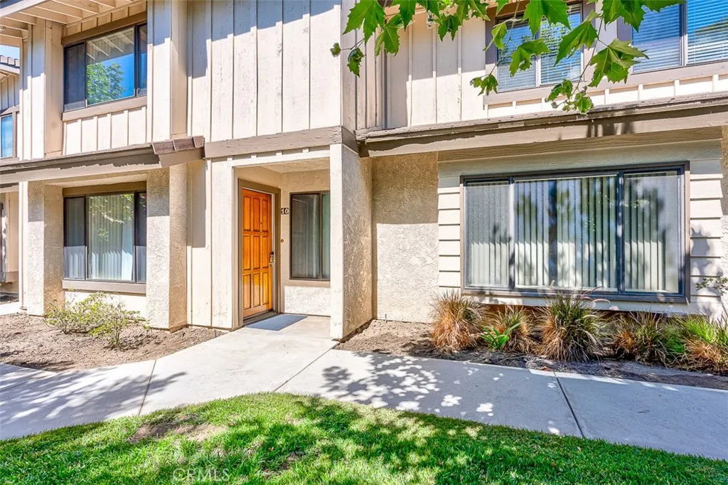 11102 Woodruff Avenue 10, Downey, California 90241, 3 Bedrooms Bedrooms, ,3 BathroomsBathrooms,Residential,For Sale,Woodruff,PW25157602