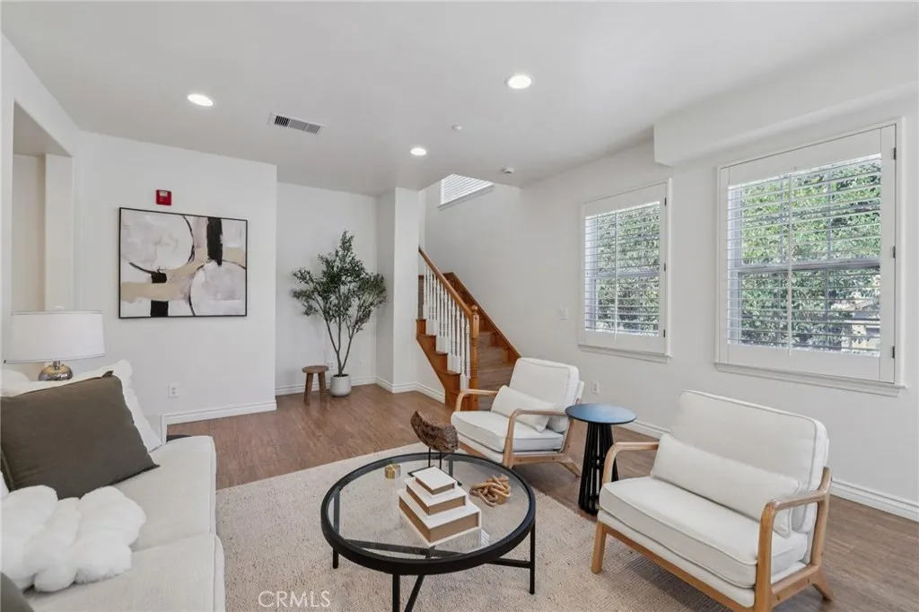 125 Diamond Street H, Arcadia, California 91006 home-pic-5