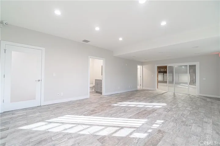 820 W Esther Street, Long Beach, California 90813