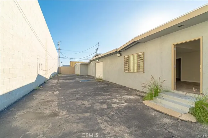 820 W Esther Street, Long Beach, California 90813