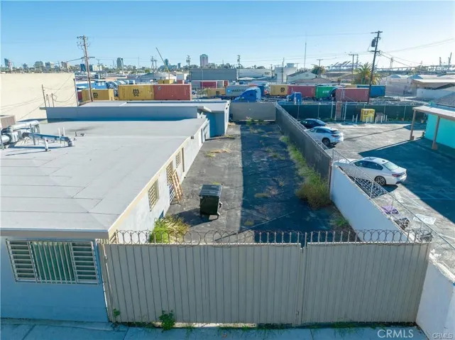 820 W Esther Street, Long Beach, California 90813